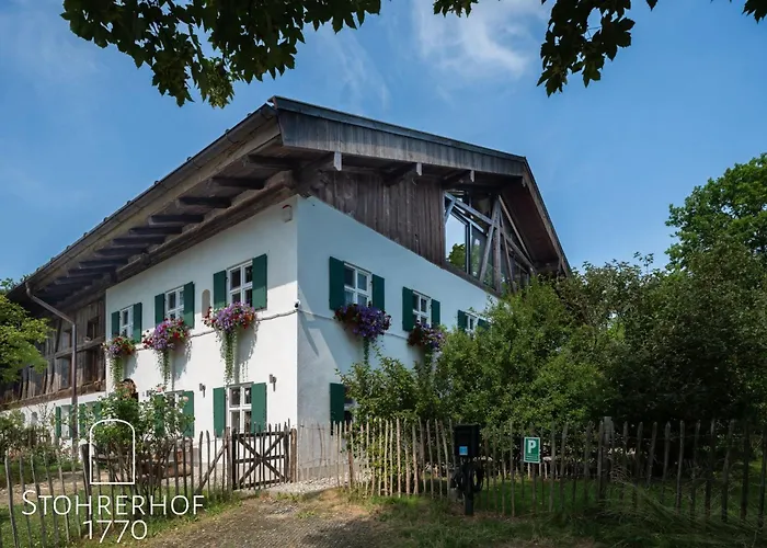 In Mit Terrasse Und Garten By Interhome Dießen am Ammersee